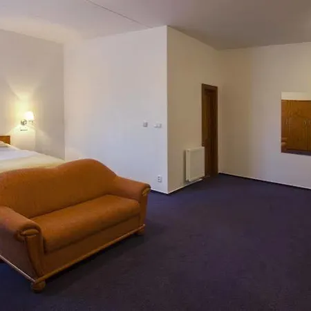 Hotel Horal 4*